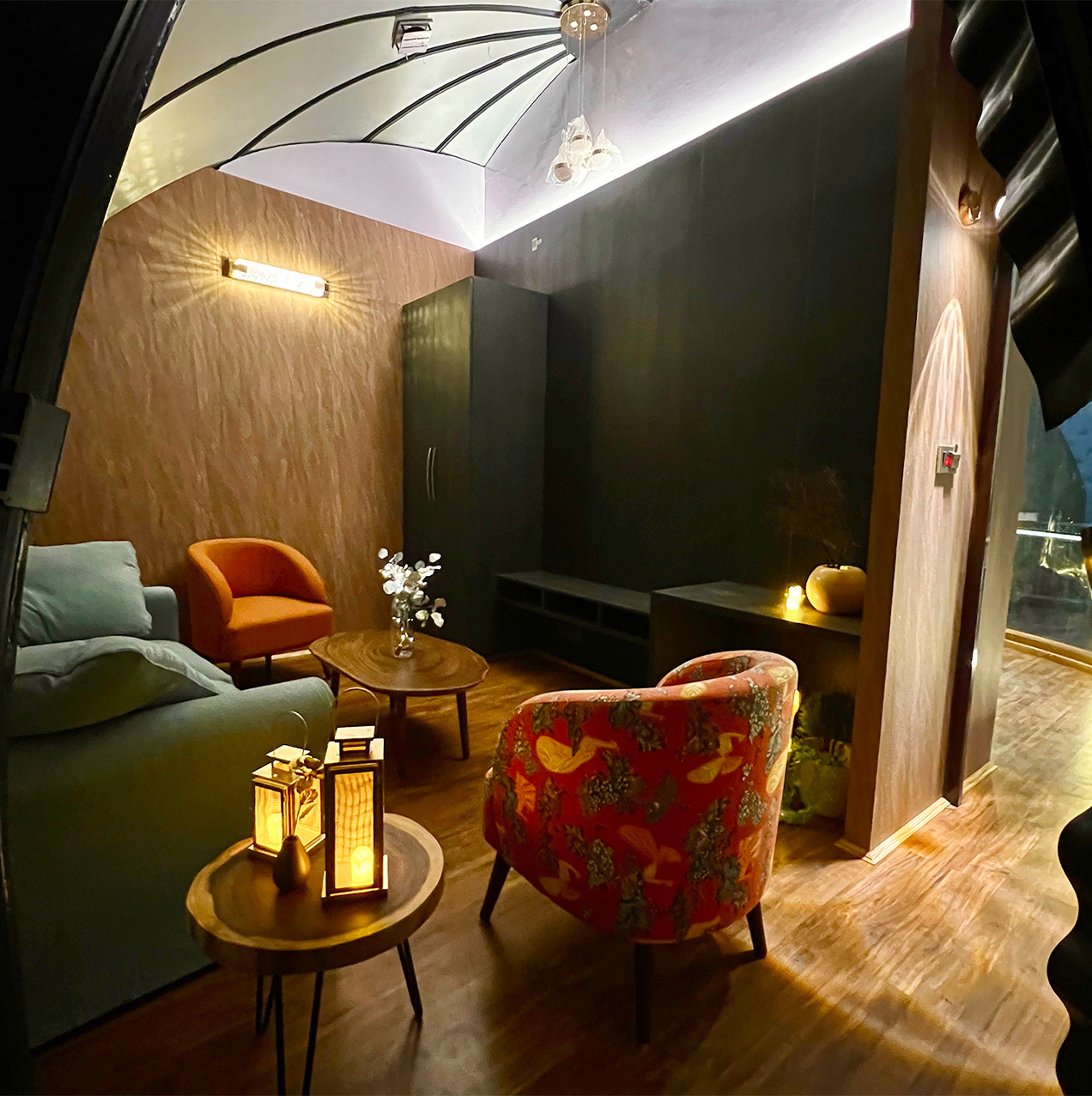 Lotus Pod Suites